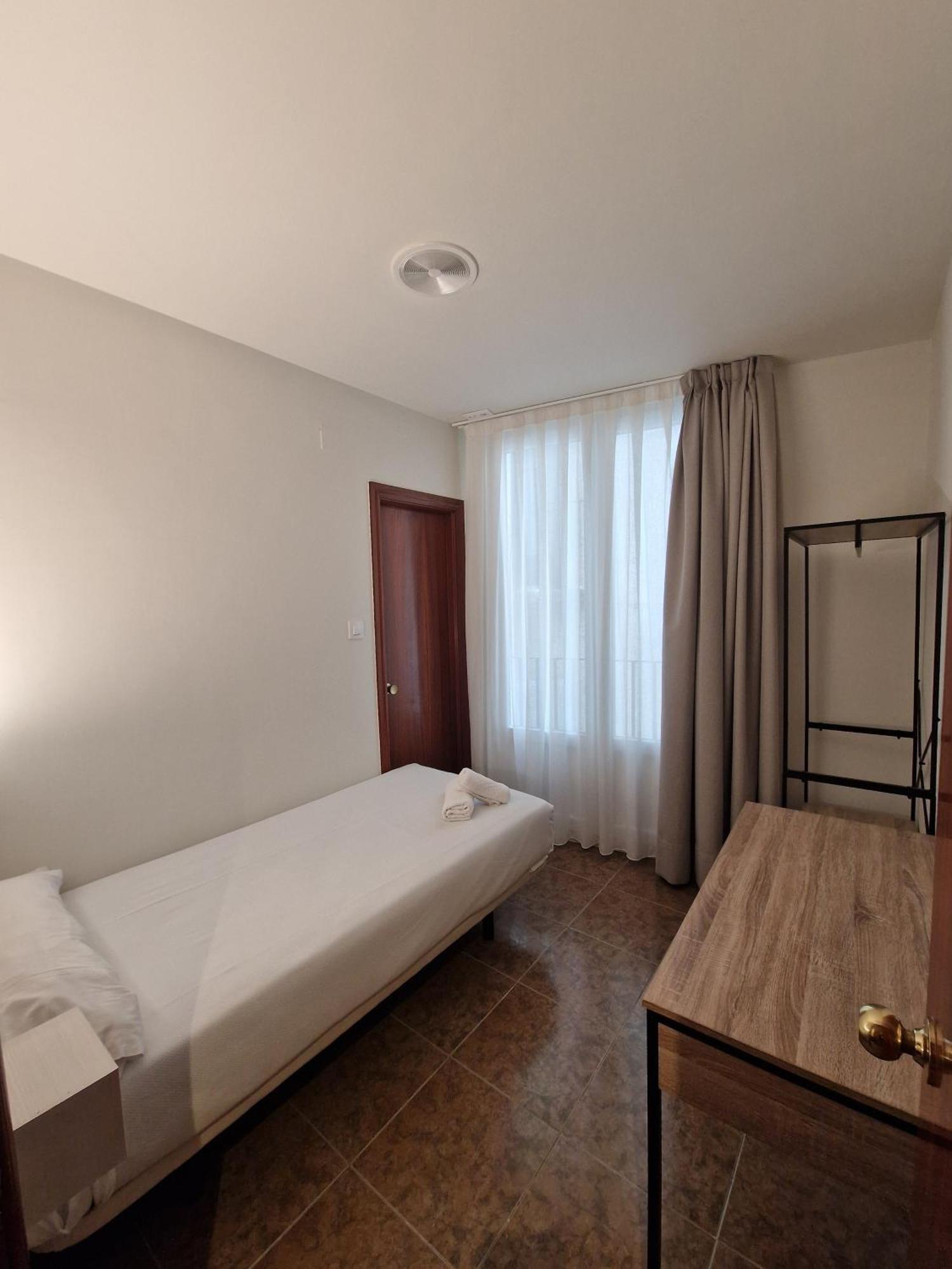 Hostal Rugaca Huesca Eksteriør billede